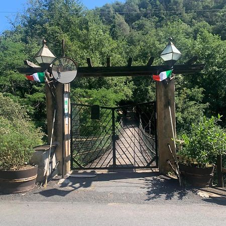 Hotel Agricamping Ponteraggio N.1 Dolceacqua Exterior foto
